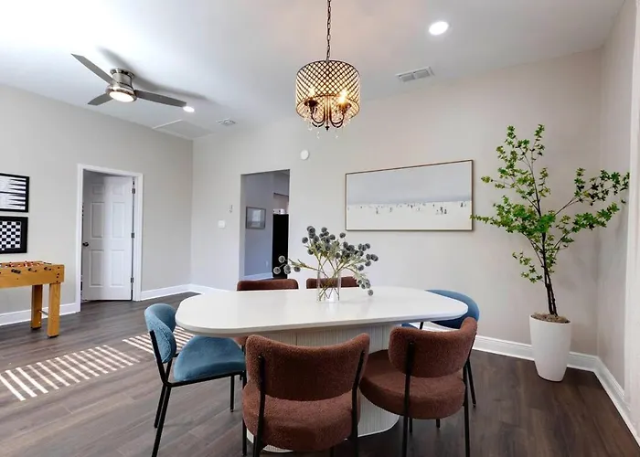 Aesthetic 3bd Home, Downtown, Fsu, Games & Yard *