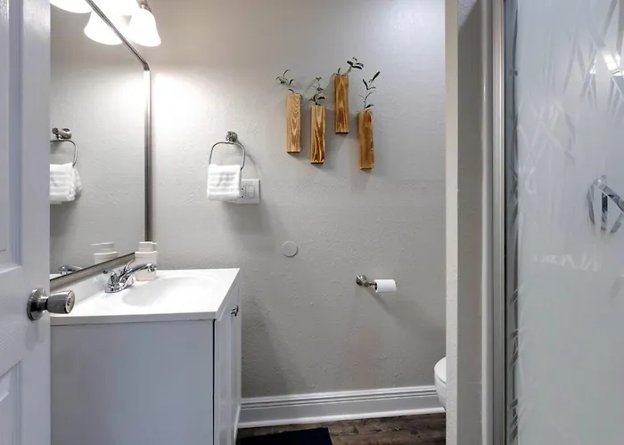 Aesthetic 3bd Home, Downtown, Fsu, Games & Yard Сasa de vacaciones