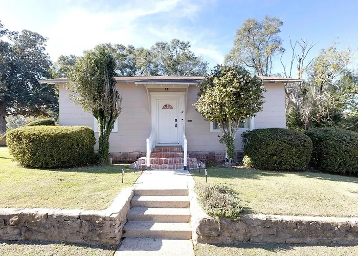 Aesthetic 3bd Home, Downtown, Fsu, Games & Yard