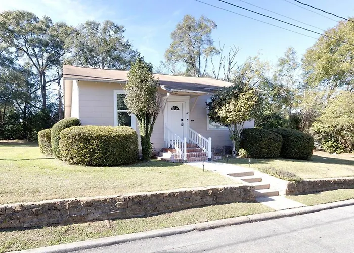 Сasa de vacaciones Aesthetic 3bd Home, Downtown, Fsu, Games & Yard *